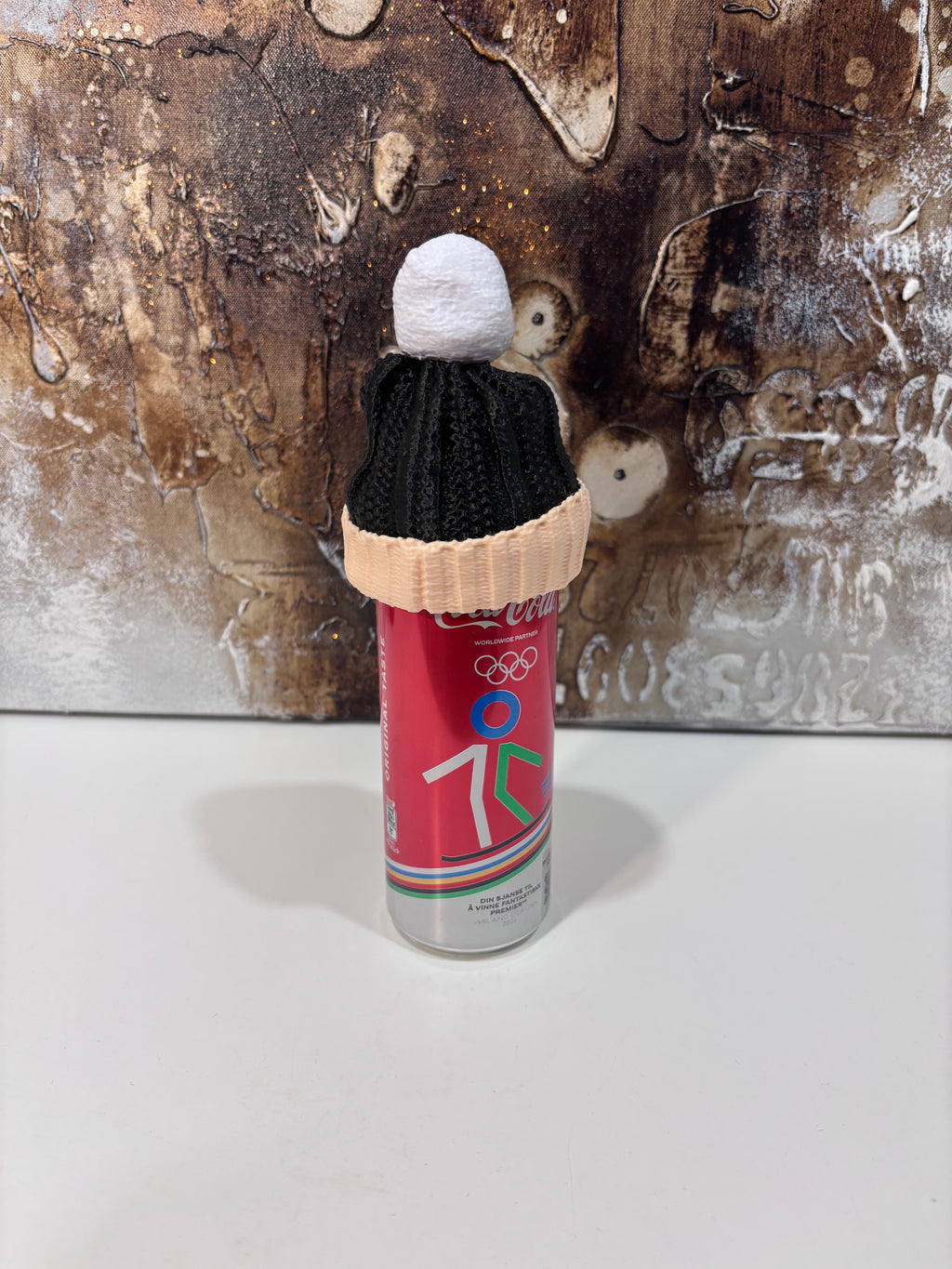 Black strikket Lue med Dusk -Dekorativ Flaskepynt